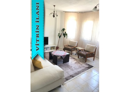 Mert Emlaktan Eşyalı Kiralık Daire Foça Atatürk Mahallesinde 2+1 Ayrı Mutfak Ara Kat Eskifoça