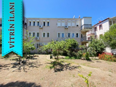 Mert Emlaktan Boş Kiralık Daire Eski Foça Merkezde 2+1 Ara Kat Eskifoça