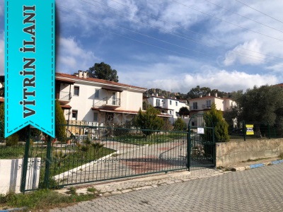 Mert Emlaktan Sürekli Eşyalı Kiralık Villa 3+1 Bahçeli Dubleks Foça Eskifoça