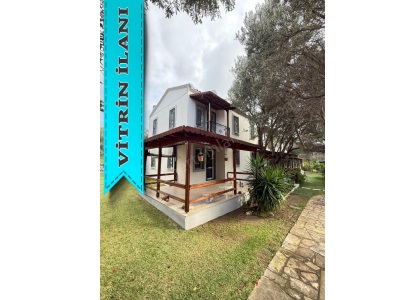 Mert Emlaktan Kiralık Villa İsmetpaşa Mh Havuzlu Site İçi 3+1 Foça Eskifoça