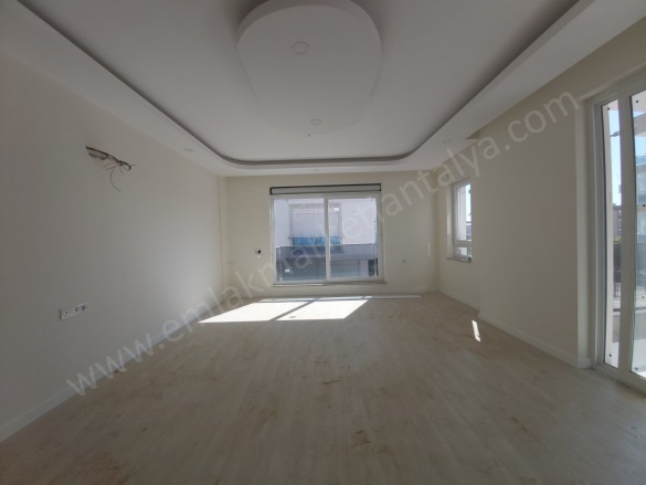 Kızıltoprak Mah. Muratpaşa Satılık Daire |  2+1 Oda | 110M2 7.750.000Tl  Krediye Uygun  | 2. Kat | Doğalgaz(Kombi) | 2 Banyo Resim-2