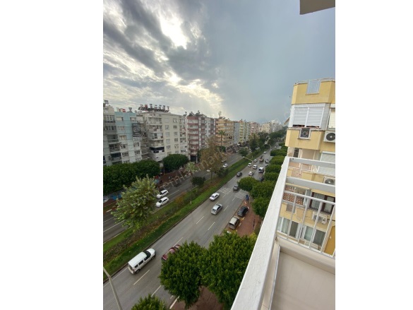 Varlık Mah. Muratpaşa Satılık Daire |  3+1 Oda | 165M2 6.600.000Tl  Krediye Uygun  | 7. Kat | Klima | 1 Banyo Resim-1