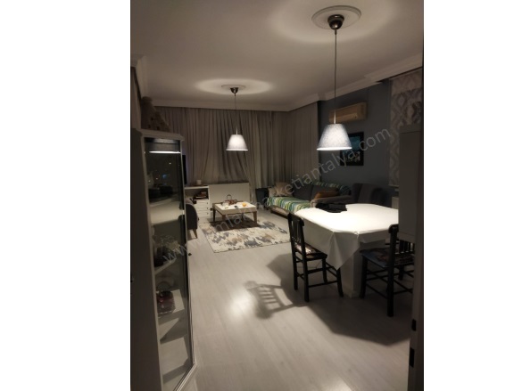 Güzeloba Mah. Muratpaşa Satılık Daire |  3+1 Oda | 160M2 9.000.000Tl  Krediye Uygun  | 4. Kat | Doğalgaz(Kombi) | 2 Banyo Resim-1