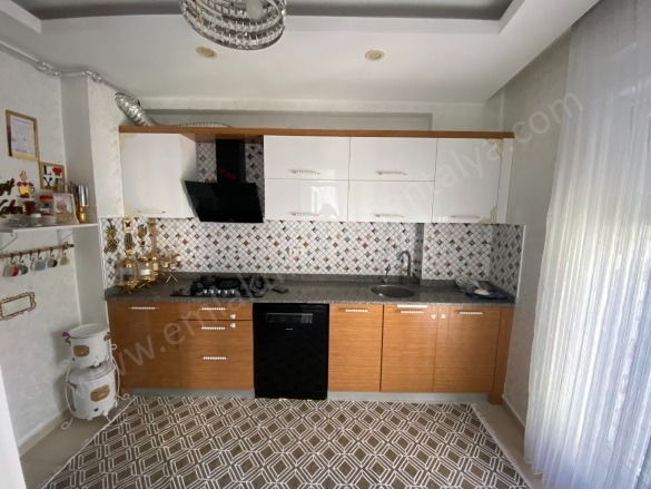 Yüksekalan Mah. Muratpaşa Satılık Daire |  3+1 Oda | 130M2 5.520.000Tl  Krediye Uygun  | 2. Kat | Doğalgaz(Kombi) | 2 Banyo Resim-4