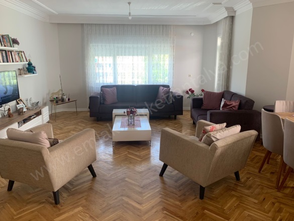 Şirinyalı Mah. Muratpaşa Satılık Daire |  3+1 Oda | 180M2 11.000.000Tl  Krediye Uygun  | 3. Kat | Doğalgaz(Kombi) | 2 Banyo Resim-3