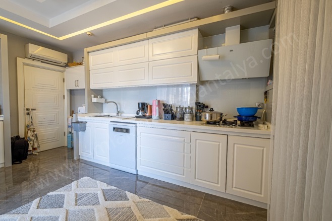 Uncalı Mah. Konyaaltı Satılık Daire |  6+2 Oda | 380M2 29.750.000Tl  Krediye Uygun  | Dubleks | Doğalgaz(Kombi) | 4 Banyo Resim-5