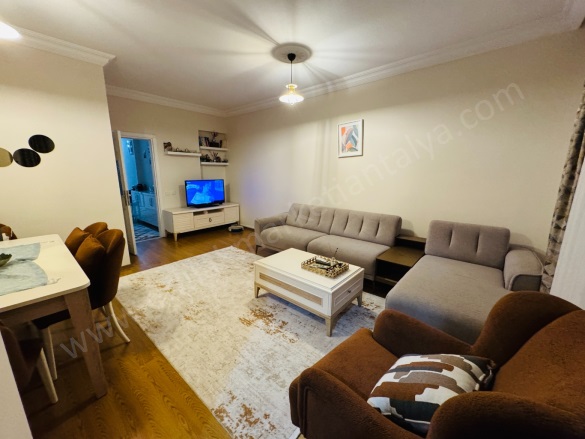 Meydankavağı Mah. Muratpaşa Satılık Daire |  3+1 Oda | 140M2 9.250.000Tl  Krediye Uygun  | 4. Kat | Doğalgaz(Kombi) | 1 Banyo Resim-4