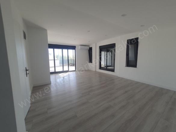 Çaybaşı Mah. Muratpaşa Satılık Daire |  4+1 Oda | 240M2 14.000.000Tl  Krediye Uygun  | Dubleks | Doğalgaz(Kombi) | 4 Banyo Resim-2