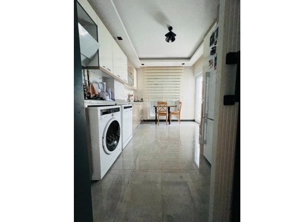 Demircikara Mah. Muratpaşa Satılık Daire |  3+1 Oda | 110M2 11.000.000Tl  Krediye Uygun  | 2. Kat | Doğalgaz(Kombi) | 1 Banyo Resim-3