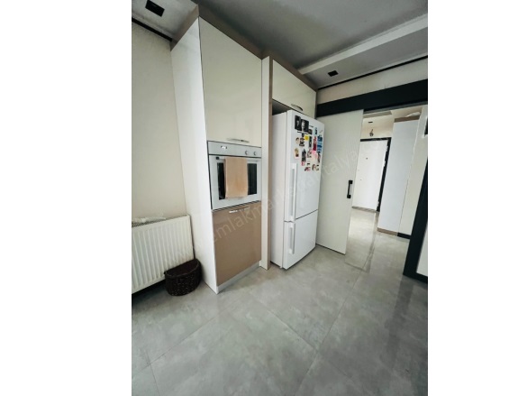 Demircikara Mah. Muratpaşa Satılık Daire |  3+1 Oda | 110M2 11.000.000Tl  Krediye Uygun  | 2. Kat | Doğalgaz(Kombi) | 1 Banyo Resim-4