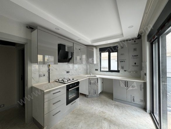 Yenigün Mah. Muratpaşa Satılık Daire |  2+1 Oda | 85M2 5.500.000Tl  Krediye Uygun  | Yüksek Giriş | Doğalgaz(Kombi) | 1 Banyo Resim-4