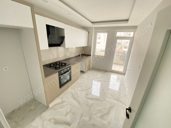 Varsak Karşıyaka Mah. Kepez Satılık Daire |  2+1 Oda | 110M2 4.200.000Tl  Krediye Uygun  | 1. Kat | Klima | 1 Banyo Resim-2