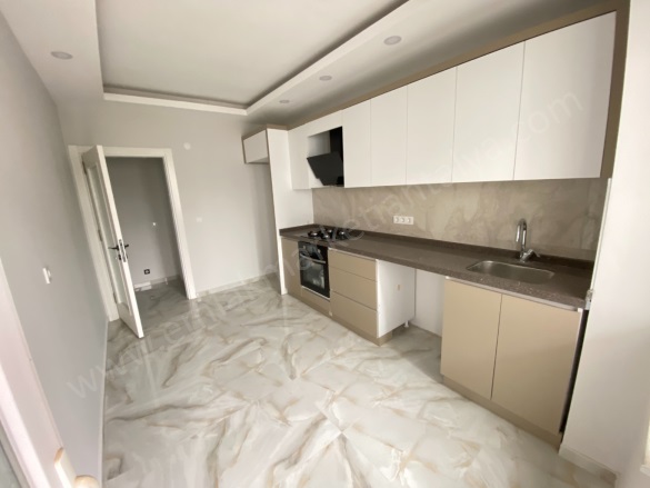 Varsak Karşıyaka Mah. Kepez Satılık Daire |  2+1 Oda | 110M2 4.200.000Tl  Krediye Uygun  | 1. Kat | Klima | 1 Banyo Resim-4