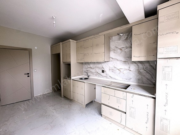 Kızıltoprak Mah. Muratpaşa Satılık Daire |  2+1 Oda | 115M2 7.500.000Tl  Krediye Uygun  | 4. Kat | Doğalgaz(Kombi) | 2 Banyo Resim-4