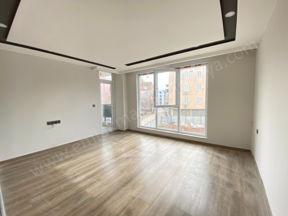 Yüksekalan Mah. Muratpaşa Satılık Daire |  2+1 Oda | 85M2 4.100.000Tl  Krediye Uygun  | 1. Kat | Klima | 1 Banyo Resim-2