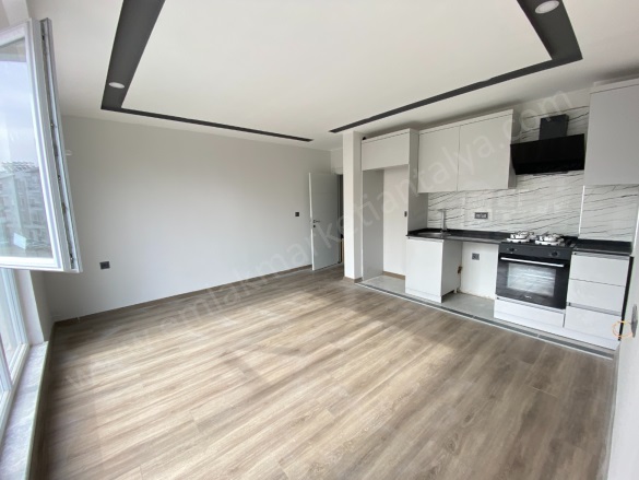 Yüksekalan Mah. Muratpaşa Satılık Daire |  2+1 Oda | 85M2 4.100.000Tl  Krediye Uygun  | 1. Kat | Klima | 1 Banyo Resim-4