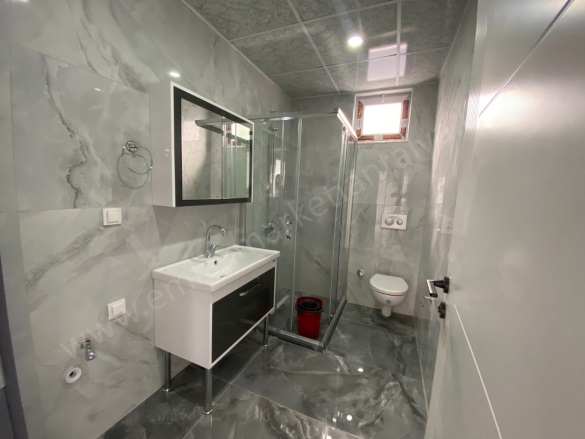 Kızıltoprak Mah. Muratpaşa Satılık Daire |  2+1 Oda | 80M2 4.400.000Tl  Krediye Uygun  | Yüksek Giriş | Doğalgaz(Kombi) | 1 Banyo Resim-4