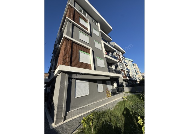 Kızıltoprak Mah. Muratpaşa Satılık Daire |  4+1 Oda | 122M2 6.500.000Tl  Krediye Uygun  | Dubleks | Doğalgaz(Kombi) | 3 Banyo Resim-1