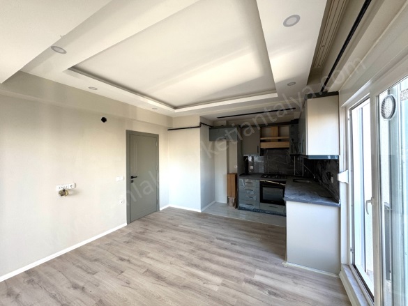 Kızıltoprak Mah. Muratpaşa Satılık Daire |  4+1 Oda | 122M2 6.500.000Tl  Krediye Uygun  | Dubleks | Doğalgaz(Kombi) | 3 Banyo Resim-5