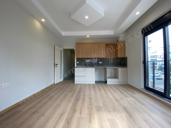 Yüksekalan Mah. Muratpaşa Satılık Daire |  2+1 Oda | 65M2 5.000.000Tl  Krediye Uygun  | 1. Kat | Klima | 1 Banyo Resim-1