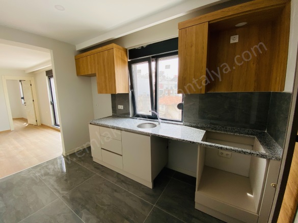 Yüksekalan Mah. Muratpaşa Satılık Daire |  2+1 Oda | 65M2 5.000.000Tl  Krediye Uygun  | 2. Kat | Klima | 1 Banyo Resim-1