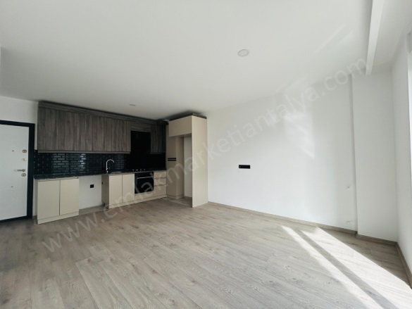 Ayanoğlu Mah. Kepez Satılık Daire |  1+1 Oda | 75M2 2.750.000Tl  Krediye Uygun  | 2. Kat | Klima | 1 Banyo Resim-2