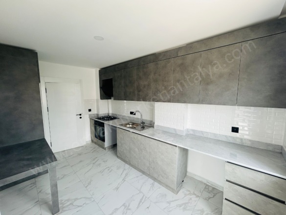 Aydoğmuş Mah. Kepez Satılık Daire |  2+1 Oda | 110M2 4.500.000Tl  Krediye Uygun  | 3. Kat | Klima | 1 Banyo Resim-3