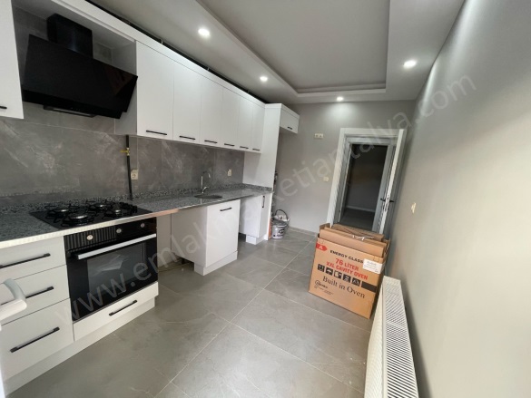 Bahçeyaka Mah. Döşemealtı Satılık Daire |  3+1 Oda | 135M2 5.600.000Tl  Krediye Uygun  | Yüksek Giriş | Doğalgaz(Kombi) | 2 Banyo Resim-3