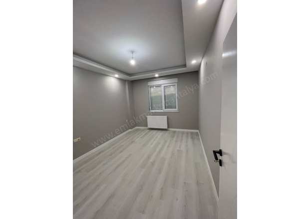 Bahçeyaka Mah. Döşemealtı Satılık Daire |  3+1 Oda | 135M2 5.300.000Tl  Krediye Uygun  | Yüksek Giriş | Doğalgaz(Kombi) | 2 Banyo Resim-5