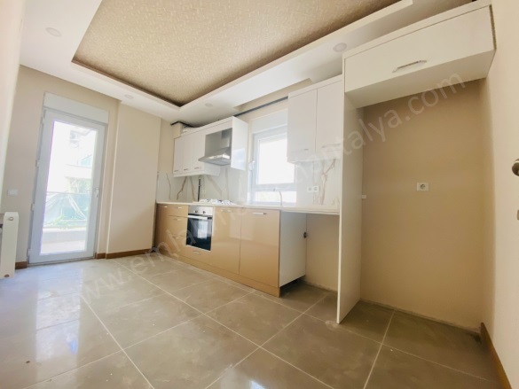 Yüksekalan Mah. Muratpaşa Satılık Daire |  2+1 Oda | 110M2 6.490.000Tl  Krediye Uygun  | 1. Kat | Doğalgaz(Kombi) | 2 Banyo Resim-1