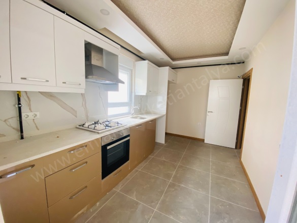 Yüksekalan Mah. Muratpaşa Satılık Daire |  2+1 Oda | 110M2 6.490.000Tl  Krediye Uygun  | 1. Kat | Doğalgaz(Kombi) | 2 Banyo Resim-3