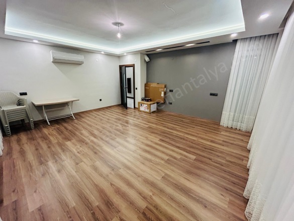 Kızılarık Mah. Muratpaşa Satılık Daire |  4+1 Oda | 160M2 8.700.000Tl  Krediye Uygun  | 1. Kat | Doğalgaz(Kombi) | 2 Banyo Resim-4