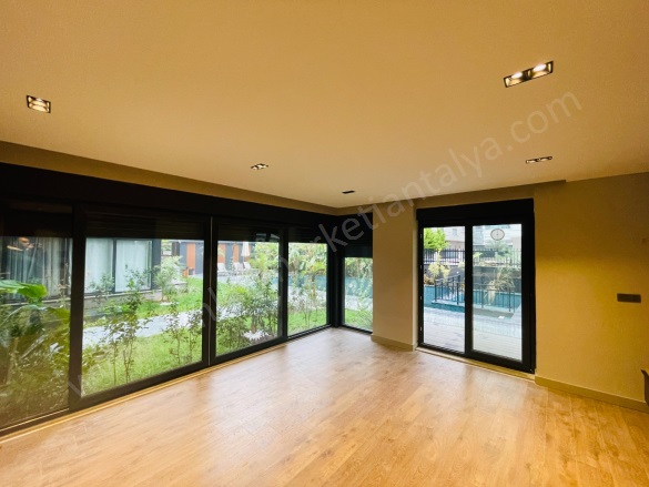 Zerdalilik Mah. Muratpaşa Satılık Daire |  2+1 Oda | 95M2 9.250.000Tl  Krediye Uygun  | Bahçe Katı | Klima | 1 Banyo Resim-2