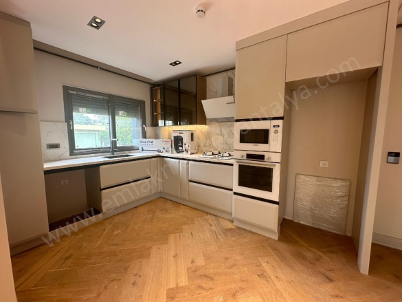 Güzeloba Mah. Muratpaşa Satılık Daire |  2+1 Oda | 95M2 16.000.000Tl  Krediye Uygun  | 2. Kat | Doğalgaz(Kombi) | 1 Banyo Resim-1