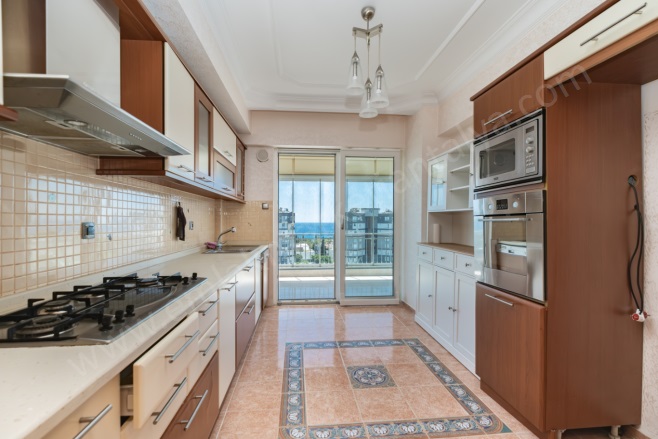 Güzeloba Mah. Muratpaşa Satılık Daire |  5+2 Oda | 300M2 20.000.000Tl  Krediye Uygun  | Dubleks | Doğalgaz(Kombi) | 4 Banyo Resim-5