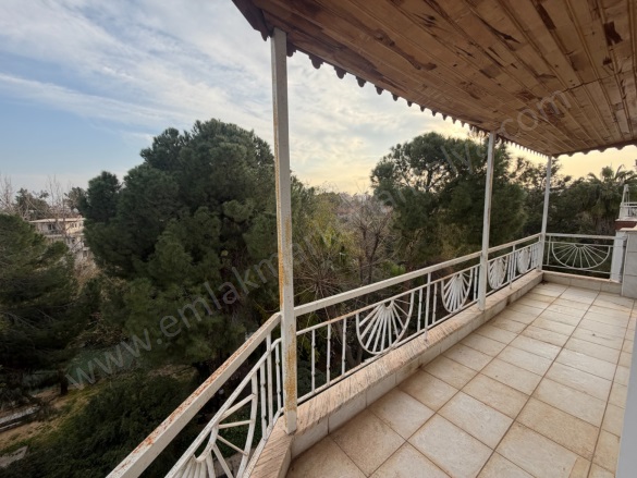 Şelale Mah. Kepez Satılık Villa |  4+1 Oda | 250M2 9.200.000Tl  Krediye Uygun  | Tripleks | Klima | 2 Banyo Resim-3