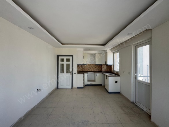 Kızılarık Mah. Muratpaşa Satılık Daire |  2+1 Oda | 80M2 2.900.000Tl  Krediye Uygun  | 1. Kat | Klima | 1 Banyo Resim-1