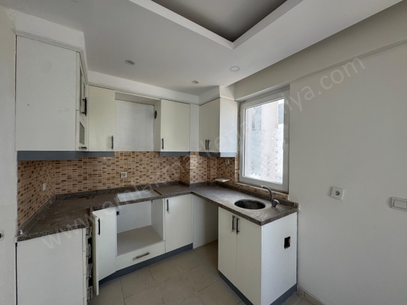 Kızılarık Mah. Muratpaşa Satılık Daire |  2+1 Oda | 80M2 2.900.000Tl  Krediye Uygun  | 1. Kat | Klima | 1 Banyo Resim-3