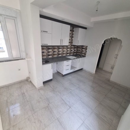 Etiler Mah. Muratpaşa Satılık Daire |  2+1 Oda | 90M2 5.800.000Tl  Krediye Uygun  | 1. Kat | Doğalgaz(Kombi) | 1 Banyo Resim-2