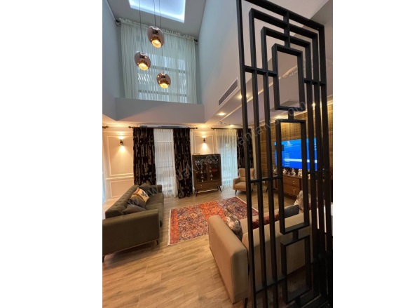 Molla Yusuf Mah. Konyaaltı Satılık Villa |  6+1 Oda | 375M2 37.000.000Tl  Krediye Uygun  Eşyalı  | Villa | Doğalgaz(Kombi) | 4 Banyo Resim-2