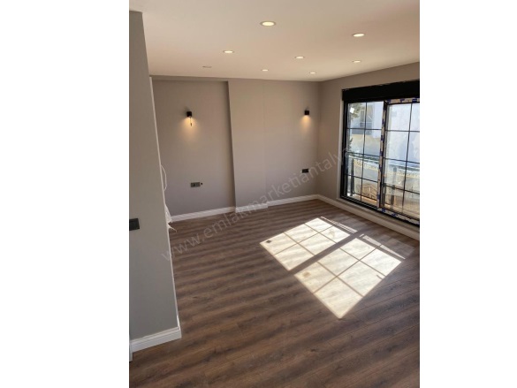 Ermenek Mah. Muratpaşa Satılık Villa |  5+1 Oda | 310M2 17.750.000Tl  Krediye Uygun  | Villa | Doğalgaz(Kombi) | 4 Banyo Resim-4