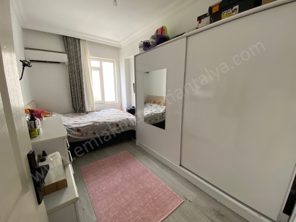 Cumhuriyet Mah. Muratpaşa Satılık Daire |  2+1 Oda | 130M2 5.200.000Tl  Krediye Uygun  | 2. Kat | Klima | 1 Banyo Resim-4