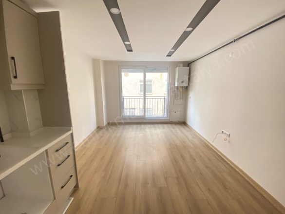 Yüksekalan Mah. Muratpaşa Satılık Daire |  1+1 Oda | 50M2 3.400.000Tl  Krediye Uygun  | 1. Kat | Klima | 1 Banyo Resim-4