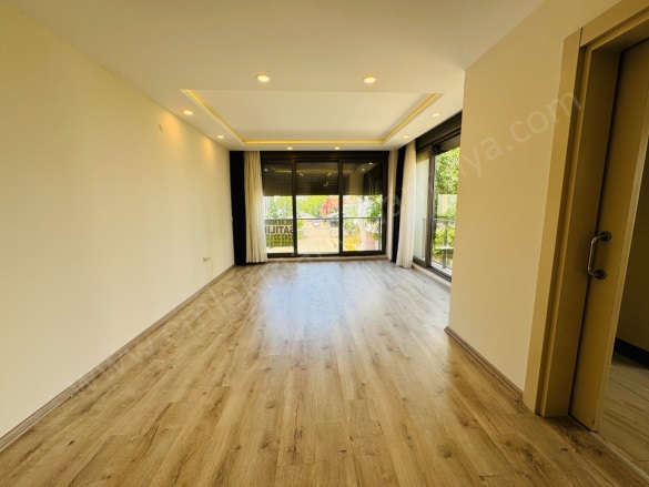 Meydankavağı Mah. Muratpaşa Satılık Daire |  2+1 Oda | 95M2 9.100.000Tl  Krediye Uygun  | 2. Kat | Doğalgaz(Kombi) | 1 Banyo Resim-2