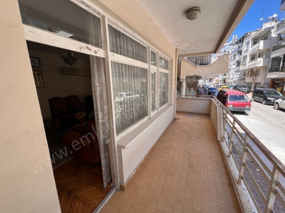 Deniz Mah. Muratpaşa Satılık Daire |  2+1 Oda | 198M2 4.600.000Tl  Krediye Uygun  | 1. Kat | Klima | 1 Banyo Resim-4