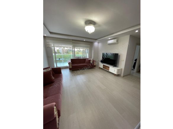 Hurma Mah. Konyaaltı Satılık Daire |  1+1 Oda | 75M2 6.250.000Tl Eşyalı  | 1. Kat | Klima | 1 Banyo Resim-4