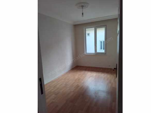 Tramvay Yakını Katta Ayrı Mutfak 2+1 Satılık Daire Kepez Yeni Mah