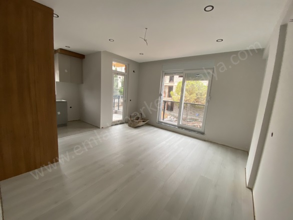 Fevzi Çakmak Mah. Kepez Satılık Daire |  2+1 Oda | 80M2 3.750.000Tl  Krediye Uygun  | 2. Kat | Klima | 1 Banyo Resim-3