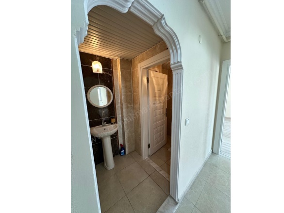 Kızılarık Mah. Muratpaşa Satılık Daire |  3+1 Oda | 140M2 4.600.000Tl  Krediye Uygun  | 4. Kat | Doğalgaz(Kombi) | 1 Banyo Resim-4