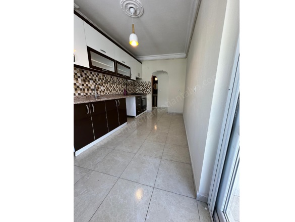 Kızılarık Mah. Muratpaşa Satılık Daire |  3+1 Oda | 140M2 5.250.000Tl  Krediye Uygun  | 4. Kat | Doğalgaz(Kombi) | 1 Banyo Resim-5